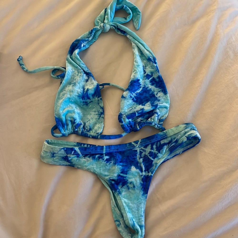 Frankie’s Blue Tie Dye Velvet Bikini
